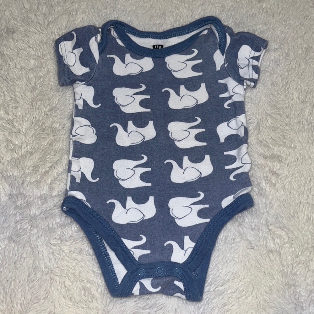 (3 for $10) elephant bodysuit 🐘